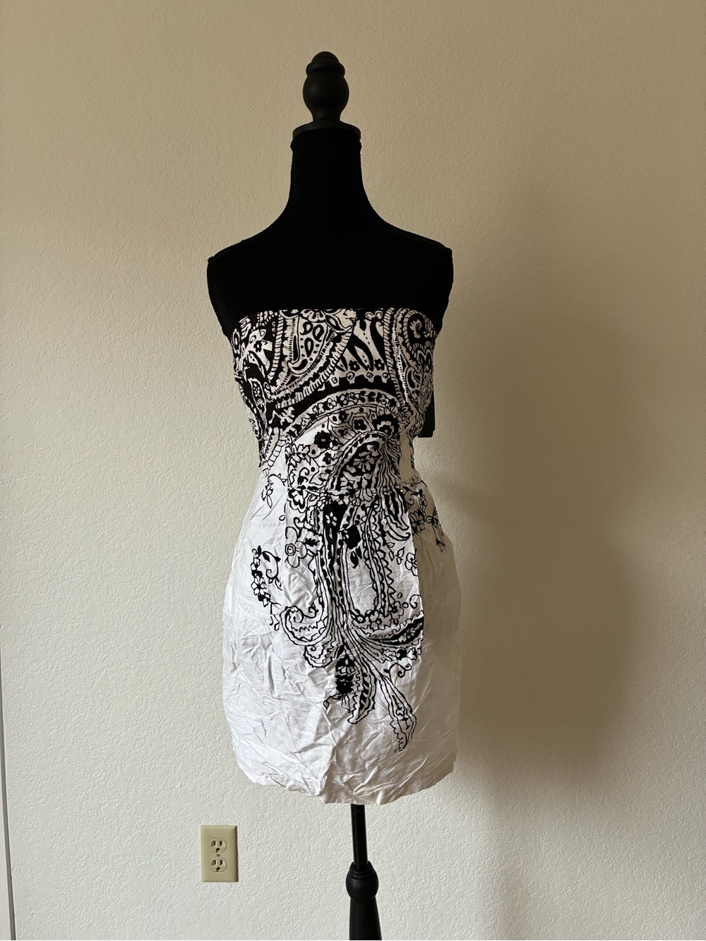 NWT Strapless Black & White Paisley Mini Dress Y2K Summer Cocktail Lined